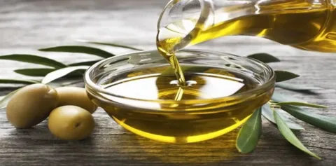 تصویر 1 از معرفی روغن زیتون معمولی + بهترین قیمت خرید